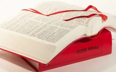 Article 225-1 du Code pénal