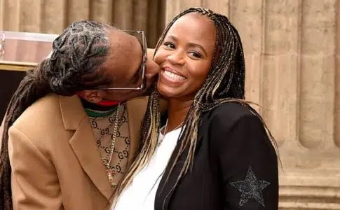 est l'âge de Snoop Dogg est-il plus âgé que sa femme Shante Broadus